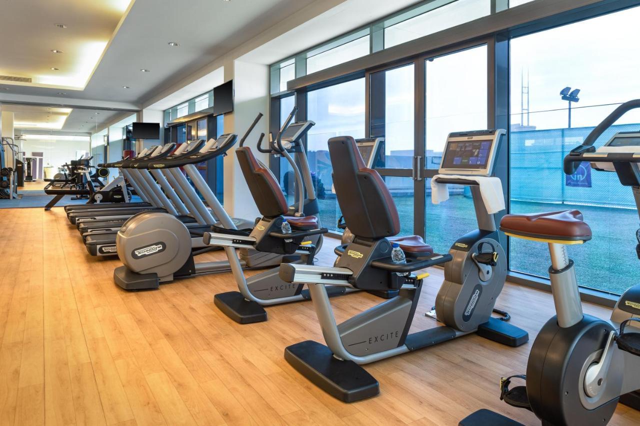 Crowne Plaza Riyadh - Rdc Hotel & Convention By Ihg Экстерьер фото The gym at the hotel