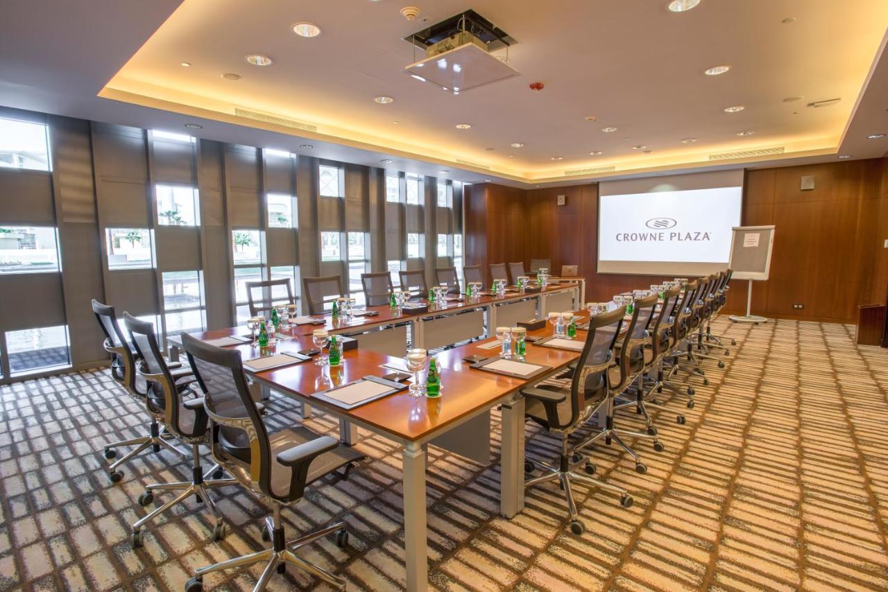 Crowne Plaza Riyadh - Rdc Hotel & Convention By Ihg Экстерьер фото Meeting room
