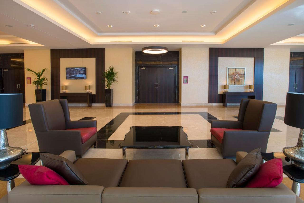 Crowne Plaza Riyadh - Rdc Hotel & Convention By Ihg Экстерьер фото The lobby of the hotel