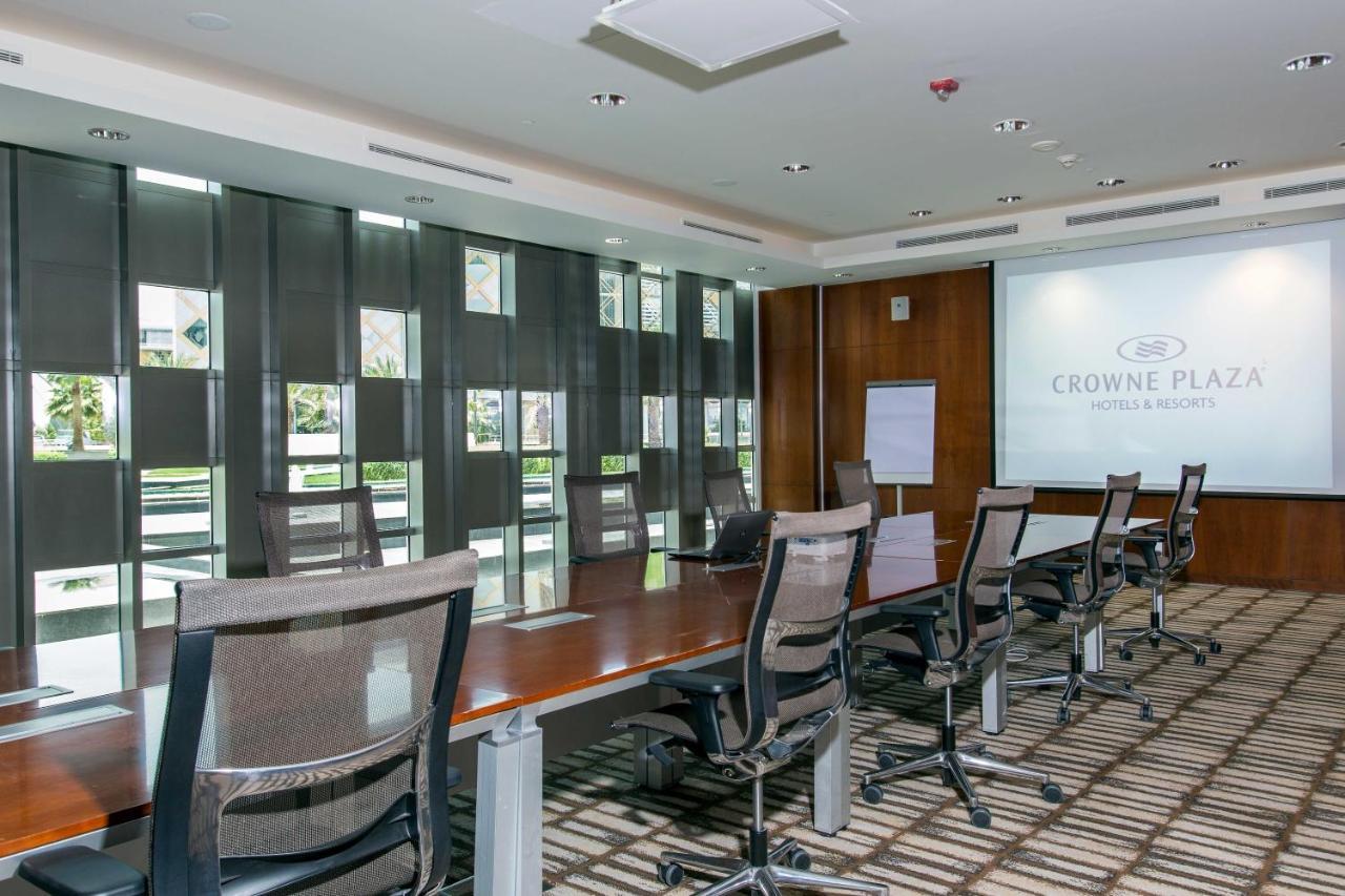 Crowne Plaza Riyadh - Rdc Hotel & Convention By Ihg Экстерьер фото Meeting room